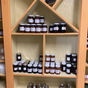 Urbana Farmstead - shelves of jams and preserves - Farmers Market Near Me - Little Rock, Arkansas Urbana Farmstead - shelves of jams and preserves - Farmers Market Near Me - Little Rock, Arkansas