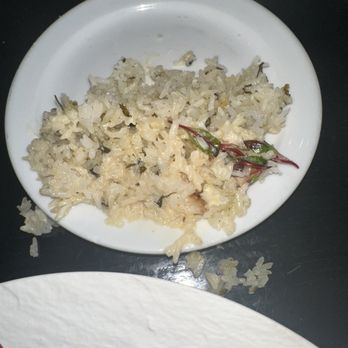 Big Fin Seafood - undercooked coconut rice - Seafood Near Me - Orlando, Florida Big Fin Seafood - undercooked coconut rice - Seafood Near Me - Orlando, Florida
