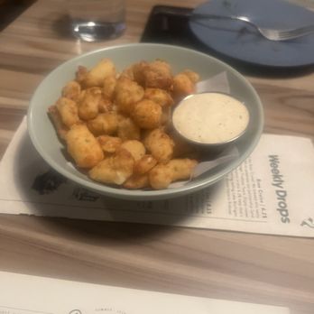 Phase Three Brewing Company - Cheese curds - Breweries Near Me - Elmhurst, Illinois