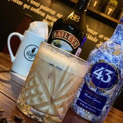 Pajarito Café - Carajillo Baileys
