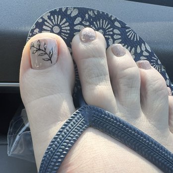 Nails 19 - Natural color with rose gold leaf artwork - Nail Salons Near Me - Folsom, California Nails 19 - Natural color with rose gold leaf artwork - Nail Salons Near Me - Folsom, California