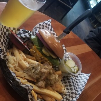 Two Goats & The Goose - Burger - New American Near Me - Bakersfield, California