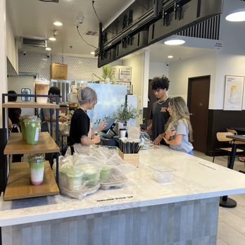 Da Vien Coffee - Order counter - Coffee & Tea Near Me - Cerritos, California Da Vien Coffee - Order counter - Coffee & Tea Near Me - Cerritos, California