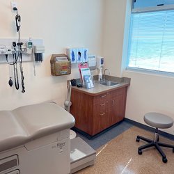 Primary Care & Specialty Care - Dignity Health Medical Group  - Consult room