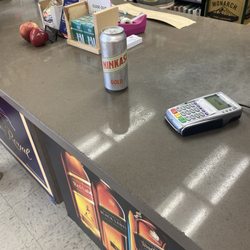 Liquor & Liquor - Lonely but useful :)
