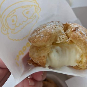 Beard Papa’s - Desserts Near Me - Concord, California
