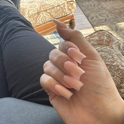Evy Nails - she didn't even wipe it all off