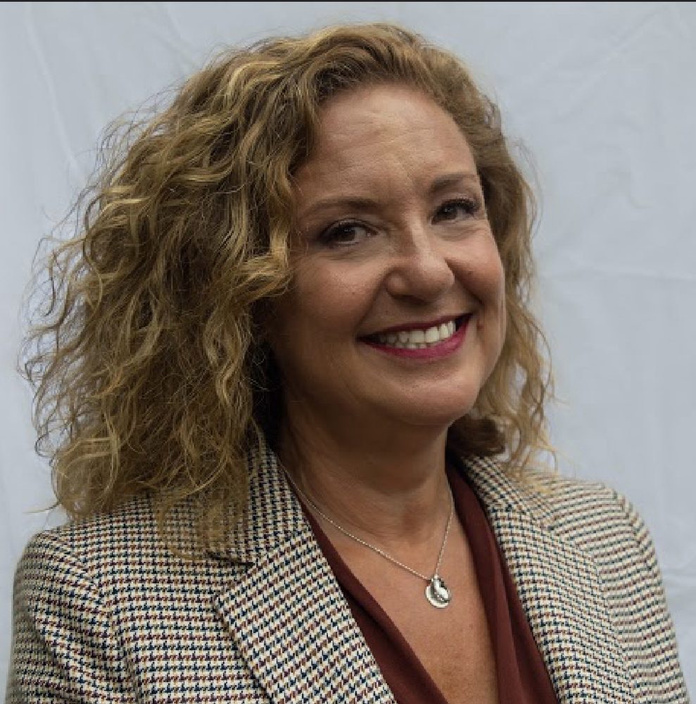 CARLA ZIMMERMAN, REALTOR. CENTURY 21 LIMITLESS 1160 Putnam Pike