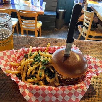Old Schoolhouse Brewery - BBQ Burger, garlic fries, Ruud awakening IPA - Breweries Near Me - Winthrop, Washington Old Schoolhouse Brewery - BBQ Burger, garlic fries, Ruud awakening IPA - Breweries Near Me - Winthrop, Washington