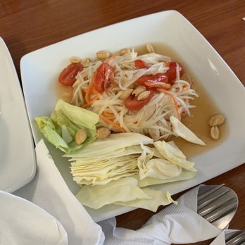 Thai Golden - Som Tum Green Papaya Salad - Thai Near Me - Tulsa, Oklahoma Thai Golden - Som Tum Green Papaya Salad - Thai Near Me - Tulsa, Oklahoma
