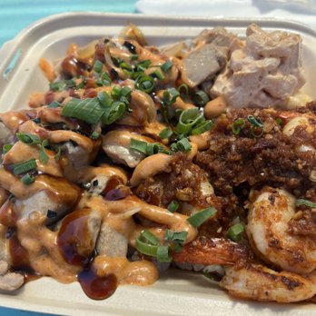 Da Bald Guy - Combo pan fried ono and chipotle Cajun shrimp - Food Trucks Near Me - Kahuku, Hawaii Da Bald Guy - Combo pan fried ono and chipotle Cajun shrimp - Food Trucks Near Me - Kahuku, Hawaii