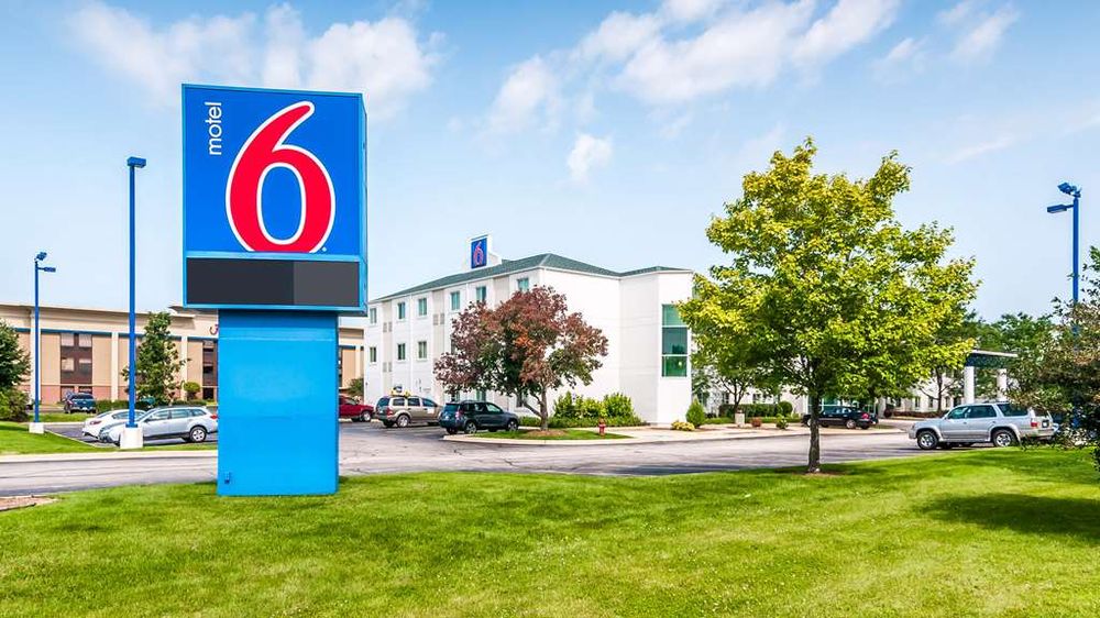 MOTEL 6 77 Photos & 33 Reviews 3551 Mall Loop Dr, Joliet, Illinois Hotels Phone Number