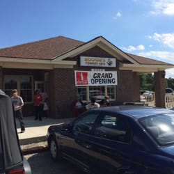Boogie's Turkey BBQ - Opening day