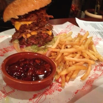 Smokehouse - Full house burger - Smokehouse Near Me - Wakefield, XWY