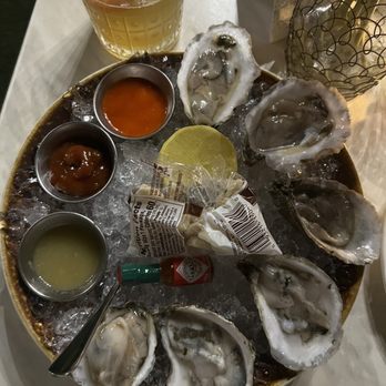 La Vie - oysters - Cocktail Bars Near Me - Washington, DC, District of Columbia La Vie - oysters - Cocktail Bars Near Me - Washington, DC, District of Columbia