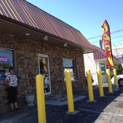 T & T Package Store