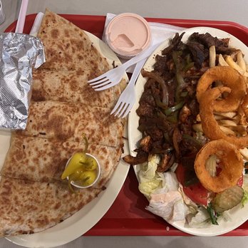 Pete's Burgers - Chicken Quesadilla & Combination Fajitas - American Near Me - Los Angeles, California Pete's Burgers - Chicken Quesadilla & Combination Fajitas - American Near Me - Los Angeles, California