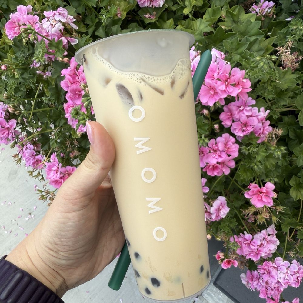 OMOMO Tea Shoppe  - Jade black milk tea less sweet and brown sugar boba - Bubble Tea Near Me - Brea, California