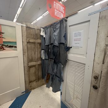Mission Thrift - Dressing room isn't foolproof, not gonna lie felt a little uneasy but I kept making noise. Haha - Thrift Stores Near Me - Fresno, California Mission Thrift - Dressing room isn't foolproof, not gonna lie felt a little uneasy but I kept making noise. Haha - Thrift Stores Near Me - Fresno, California