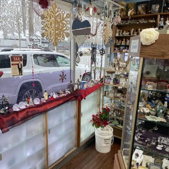 Hart Bakery & Gifts - a view of the store - Bakeries Near Me - Indianapolis, Indiana Hart Bakery & Gifts - a view of the store - Bakeries Near Me - Indianapolis, Indiana
