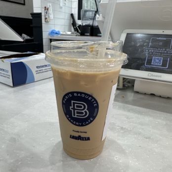 Paris Baguette - Iced Vanilla Latte - Bakeries Near Me - Long Beach, California Paris Baguette - Iced Vanilla Latte - Bakeries Near Me - Long Beach, California