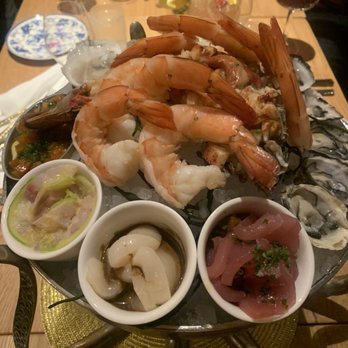 Del Mar - Small fresh seafood tower - Spanish Near Me - Washington, DC, District of Columbia