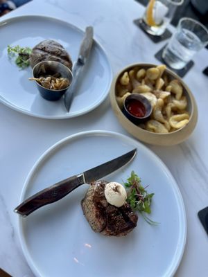 Truffle Pig Winery by null