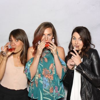 FunnyBooth Photo Booth - Photo Booth Rentals Near Me FunnyBooth Photo Booth - Photo Booth Rentals Near Me