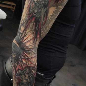 Studio Altération - Photo - Tattoo Near Me - Quebec City, Quebec Studio Altération - Photo - Tattoo Near Me - Quebec City, Quebec