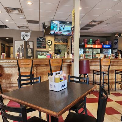 Quatman Cafe by null