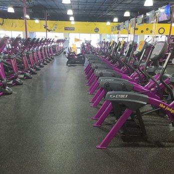 Planet Fitness - Social fitnessing at its finest - Gyms Near Me - Chandler, Arizona Planet Fitness - Social fitnessing at its finest - Gyms Near Me - Chandler, Arizona