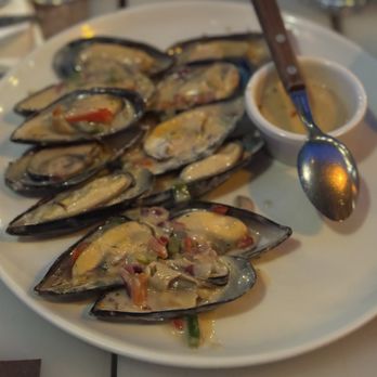 El Barracuda - Mussels in White Wine Sauce - Seafood Near Me - Nuevo Vallarta, NAY El Barracuda - Mussels in White Wine Sauce - Seafood Near Me - Nuevo Vallarta, NAY