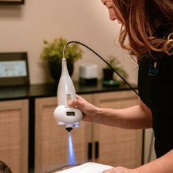 Lacey Wellness - Experience the pain RELIEF of the subdermal freezing technology of cryotherapy! Reduce your recovery time, get your FREE sample today!