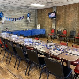 Party room with plenty of room for our party of 20. Even has its own bathroom!
