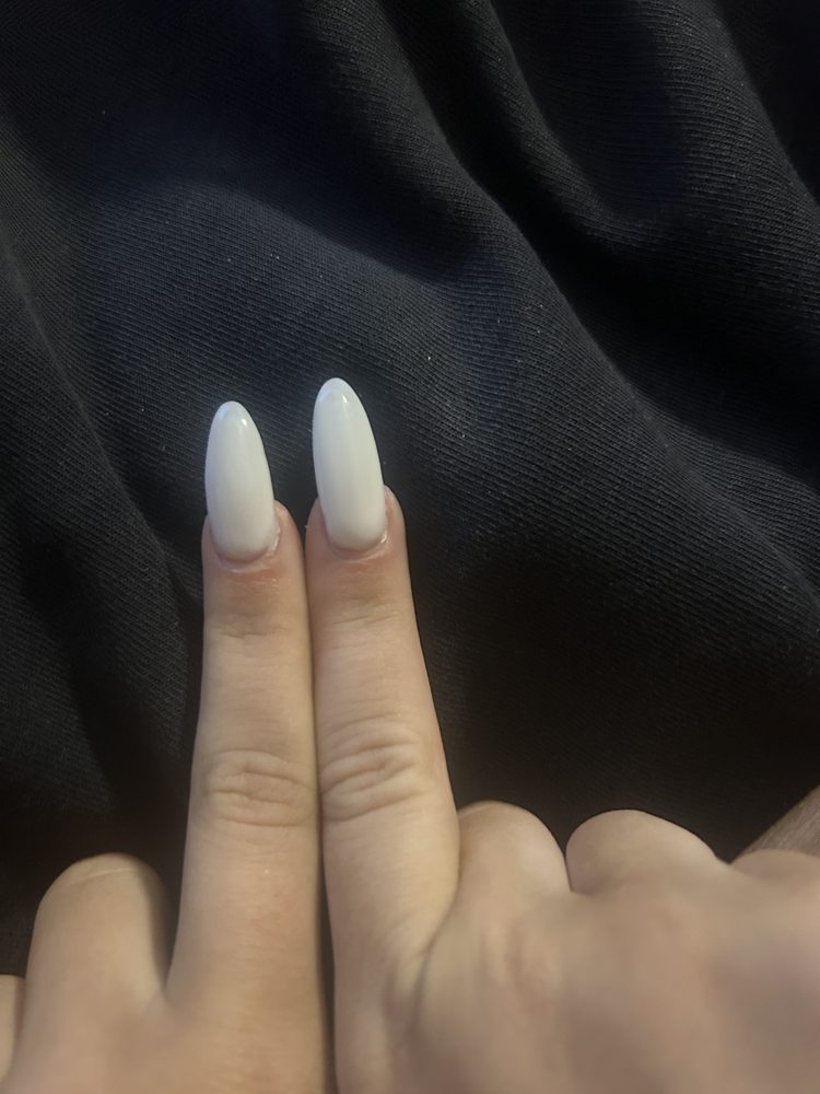 Happy Nails & Spa Logo