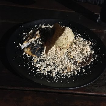 Dogfish Head Brewings & Eats - Fireside chat 3 elevated s'mores!! - American Near Me - Rehoboth Beach, Delaware