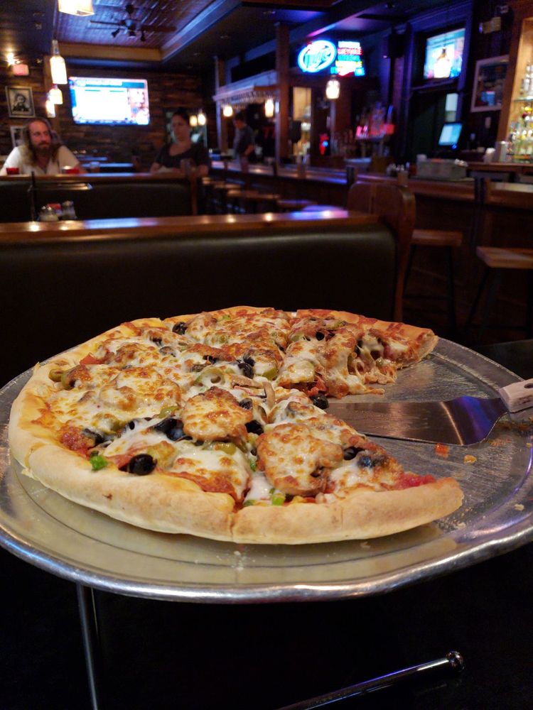 BEARNO’S BY THE BRIDGE 84 Photos & 144 Reviews Pizza 131 W Main