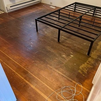 Bay Floor Crafters - Bedroom - Before - Flooring Near Me Bay Floor Crafters - Bedroom - Before - Flooring Near Me