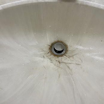 Econo Lodge & Suites - Vanity sink. - Hotels Near Me - Brinkley, Arkansas