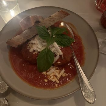 Ristorante Il Melograno - Italian Near Me - New York, New York Ristorante Il Melograno - Italian Near Me - New York, New York