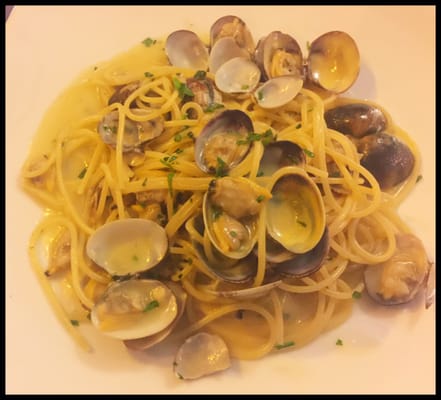 L'Approdo 1980 Food & Drink by null