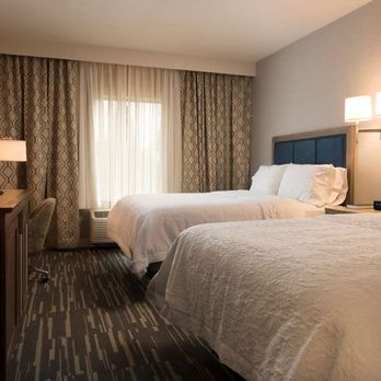 Hampton Inn & Suites Seattle/Redmond - Guest room - Hotels Near Me - Redmond, Washington Hampton Inn & Suites Seattle/Redmond - Guest room - Hotels Near Me - Redmond, Washington
