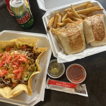 Tacos Uno - Taco Salad and Burro Steak. Food is excellent. Staff is super friendly. - Tacos Near Me - St. Louis, Missouri Tacos Uno - Taco Salad and Burro Steak. Food is excellent. Staff is super friendly. - Tacos Near Me - St. Louis, Missouri