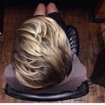 Stratosphere Salon - Une couleur qui rend très naturel! J'adore! - Hair Salons Near Me - Vancouver, British Columbia