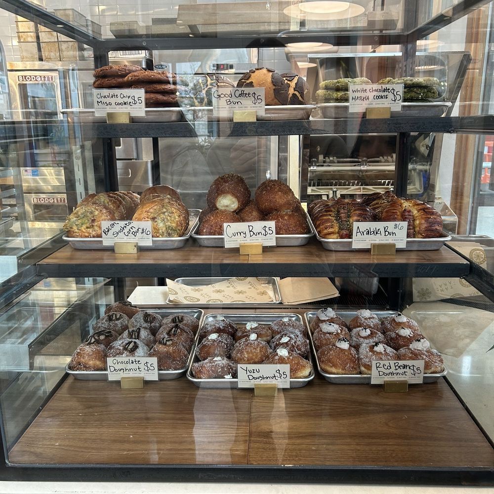 Tanaka - pastry case - Japanese Near Me - Tigard, Oregon Tanaka - pastry case - Japanese Near Me - Tigard, Oregon