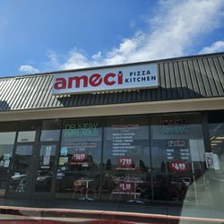 Ameci Pizza & Pasta - Newhall - Ameci