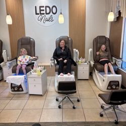 Ledo's Nails - Spa time !