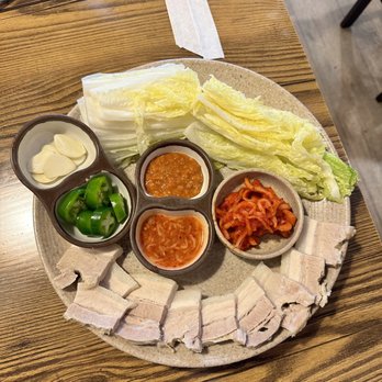 JCD Korean Restaurant - bossam - Korean Near Me - Beaverton, Oregon JCD Korean Restaurant - bossam - Korean Near Me - Beaverton, Oregon