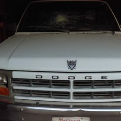 Macedas Auto Repair