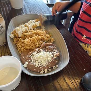 Beto’s Tacos - Mini Flautas w/ Rice and Beans - Tacos Near Me - Johns Creek, Georgia